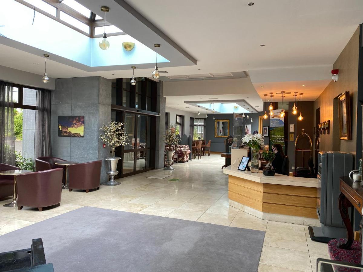 Twin Trees Hotel & Leisure Club บัลลินา ภายนอก รูปภาพ